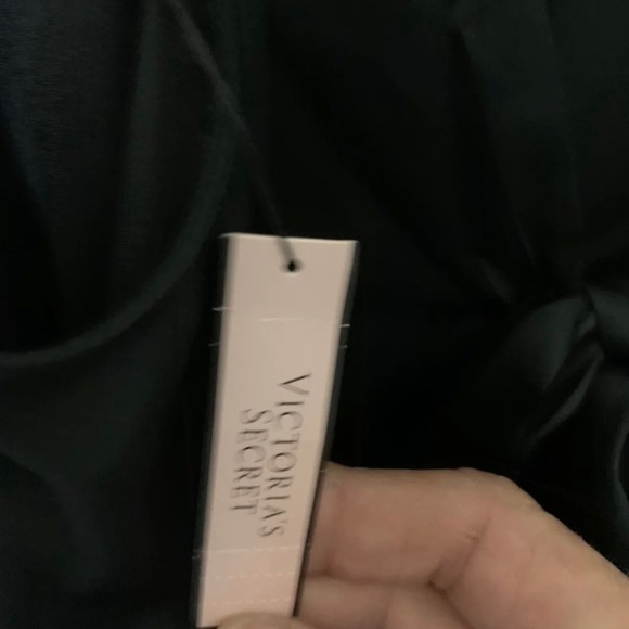 Lingerie- by Victoria secrets - Picture 3 of 5